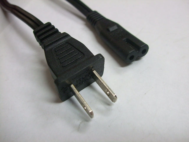 12FT NEMA 1-15P Non-Polarized to IEC-320 C-7 Non-Polarized Computer Power Cord 18/2 SPT-2 NA 10 Amp